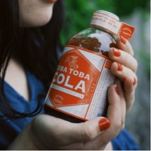 島仕込みクラフトコーラシロップTOBA TOBA COLA
